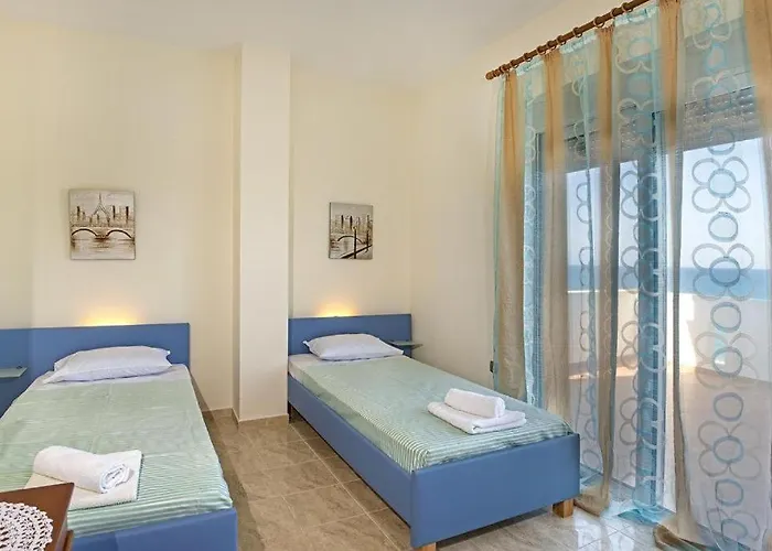 فيلة Pearl - Front With Private Pool Apolakkia