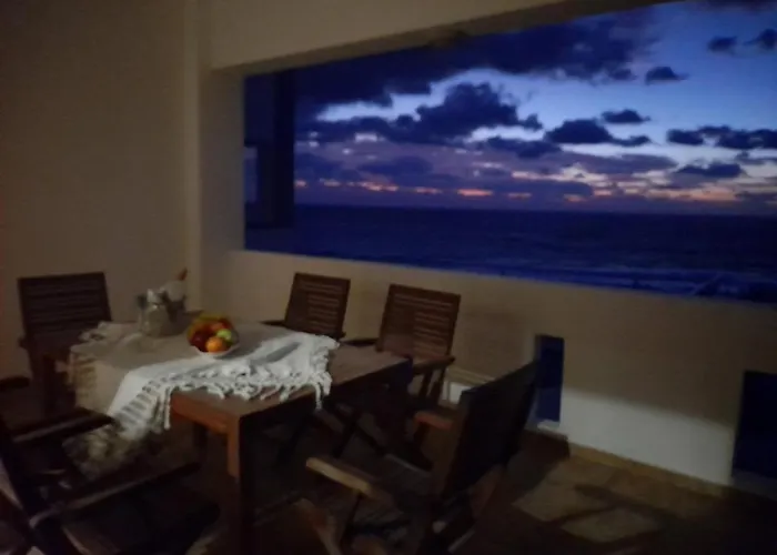 Pearl - Front With Private Pool فيلة Apolakkia