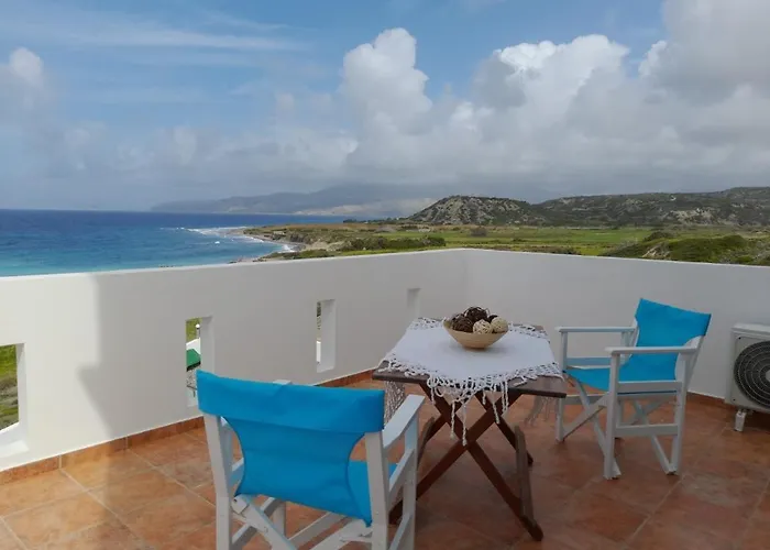 Pearl - Front With Private Pool