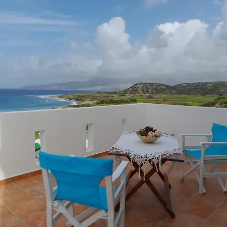 Pearl - Front With Private Pool